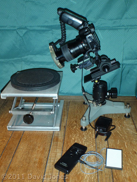 Equipment being used to take barkfly pictures, 5 January